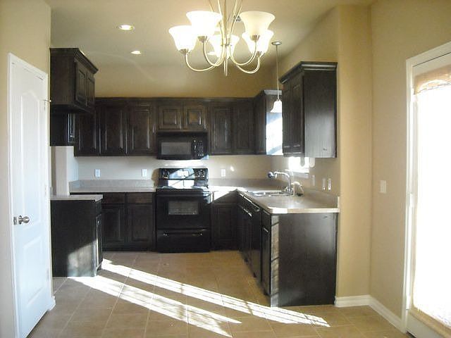 Knotty Alder Custom Cabinets