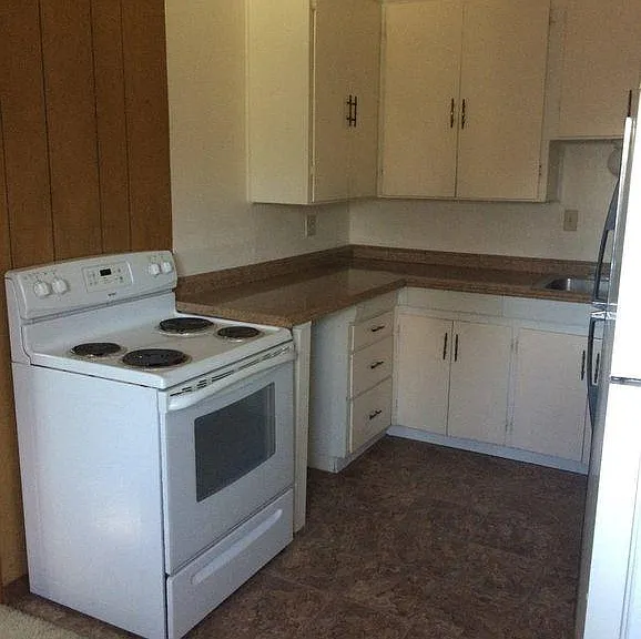 948 Ohio St — Photo 23