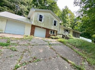 548 White Rd, Gallipolis, OH 45631