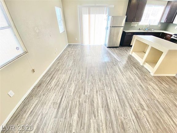 3rd image of 3007 Sunrise Bay Ave