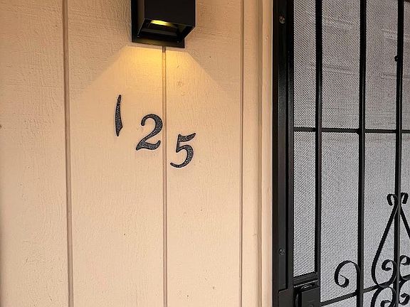 3rd image of 657 W Parlier Ave APT 125