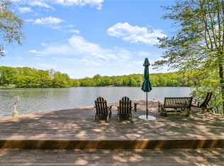 100 Old Forge Dr, Carmel, NY 10512