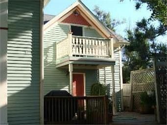 4th image of 1140 Olive St