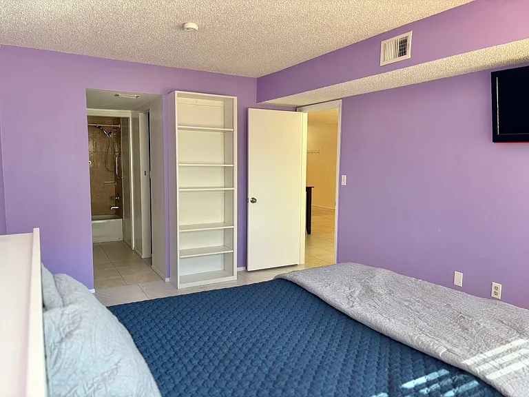 7560 92nd St #102B — Photo 21