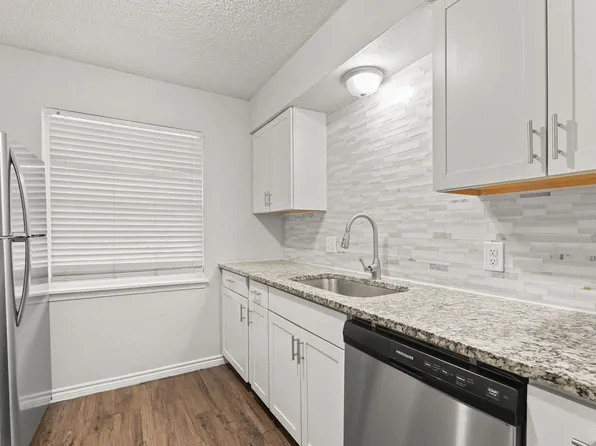 429 Johnson St APT 10, Longview, TX 75602