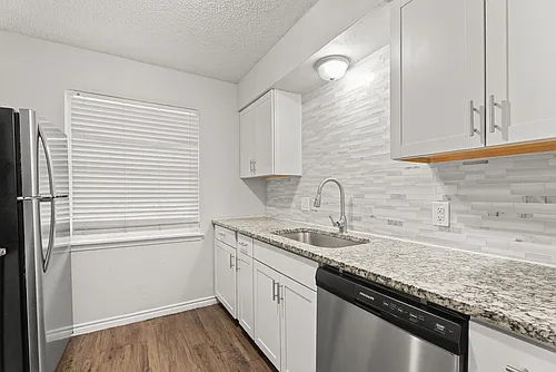 429 Johnson St #10 Photo 1