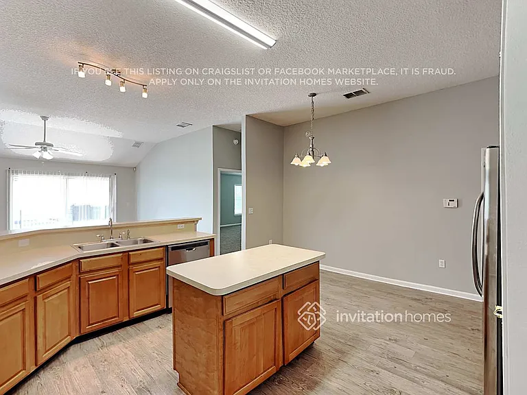 9128 Jennifer Ln — Photo 5