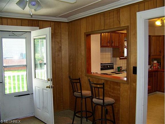 5th image of 81 Longacre Ln