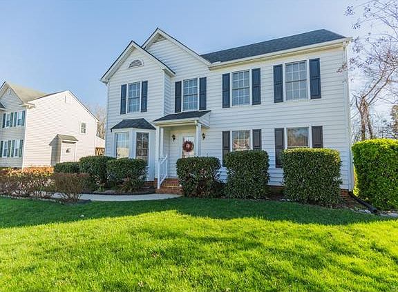 3rd image of 7021 Hawks Hill Ln