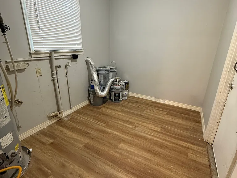 126 Sherwood Dr — Photo 9