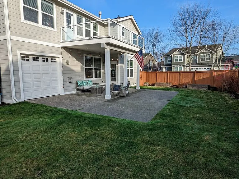 7758 McKinley Loop NE — Photo 31