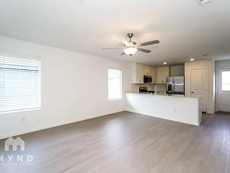 2732 River Knoll Ln — Photo 8