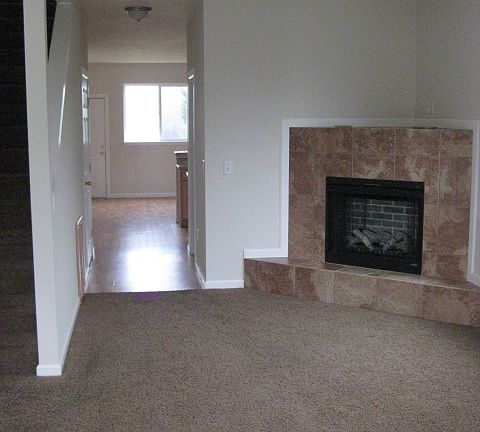 4th image of 2318 S Wilkeson St