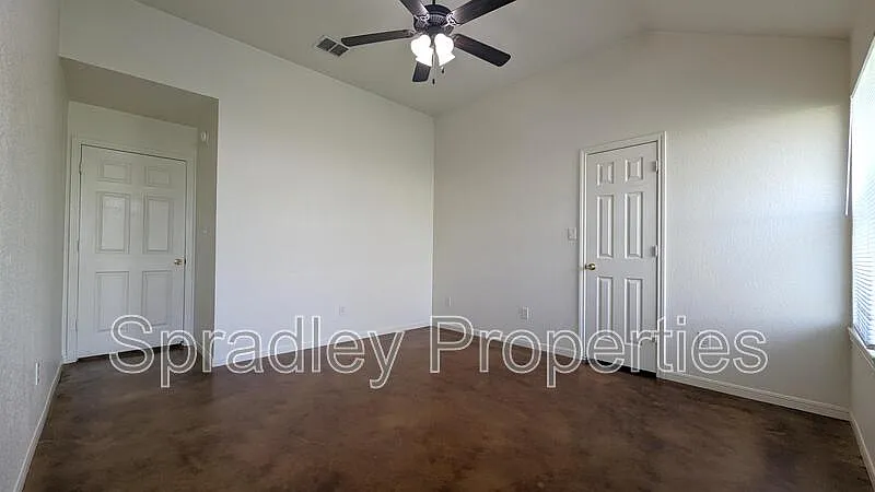 3 bed, 2.0 bath, 1332 sqft, $1,225 — Photo 4