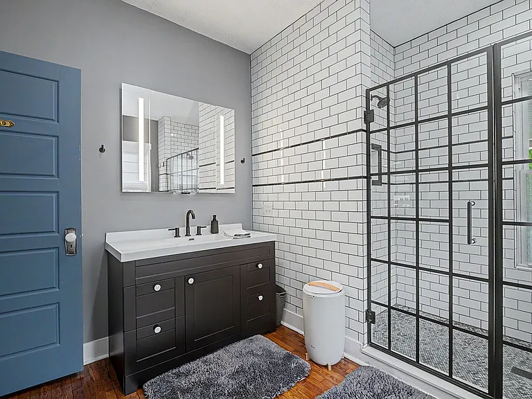 338 Elm St — Photo 9