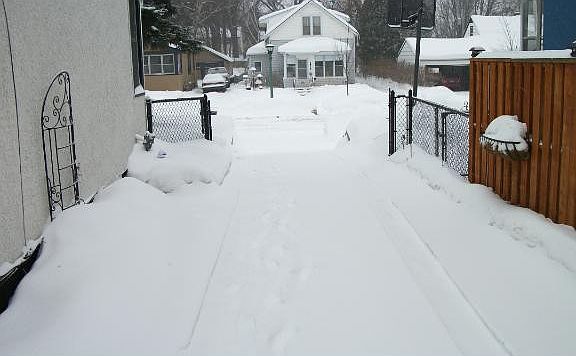 2nd image of 1577 York Ave