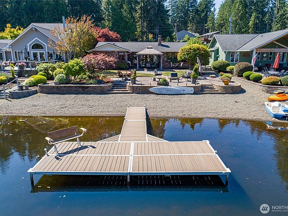 4th image of 881 E Ballantrae Drive