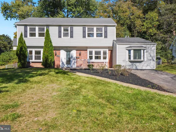 12808 Beechtree Ln, Bowie, MD 20715