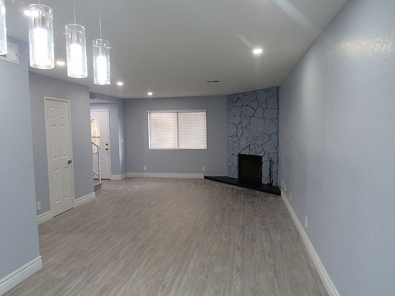 5th image of 1306 W Avenue J4