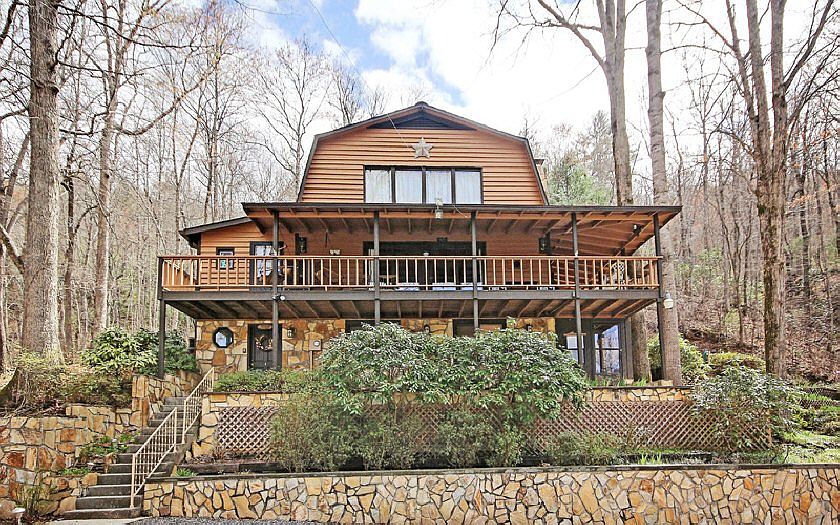 1st image of 4261 White Oak Dr