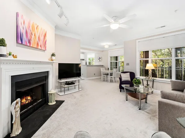 413 Glencrest Pl, Chapel Hill, NC 27514