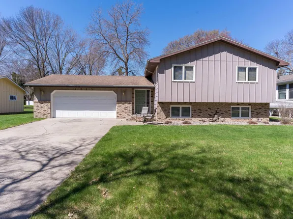 1223 N Concord St, Fergus Falls, MN 56537