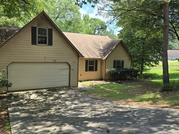 1448 Hillside Pl SE, Conyers, GA 30094
