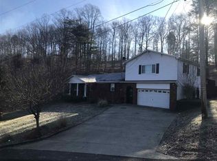 1135 W Price Br, Ashland, KY 41102