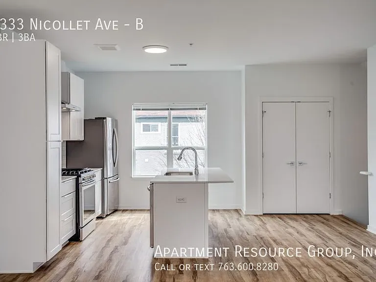 3333 Nicollet Ave S #B — Photo 8