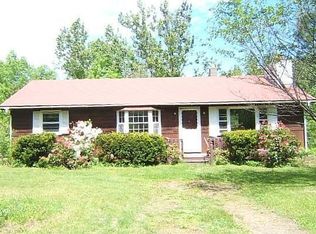 26 Evergreen Dr, Putney, VT 05346