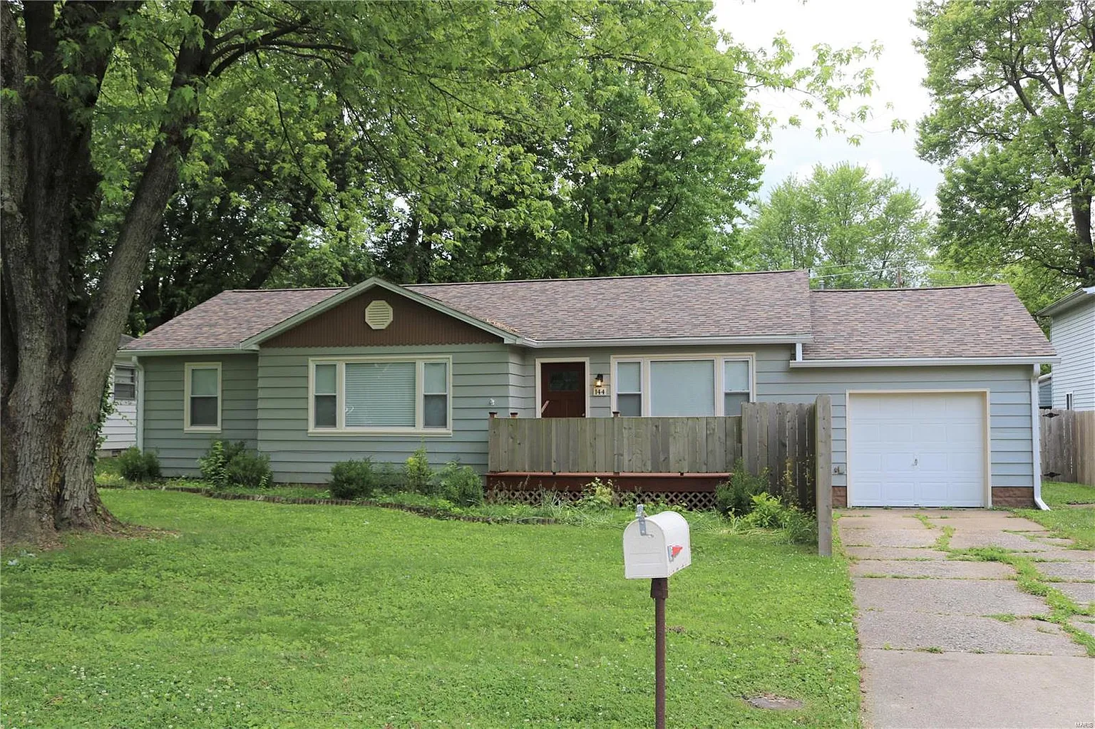 144 Frey Ln photo 1