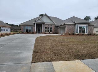 220 Ornate Ave, Fairhope, AL 36532