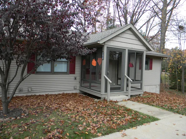 5766 W Brookwood Pl, Ludington, MI 49431