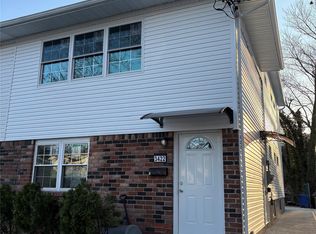 3422 Brookside St #1, Little Neck, NY 11363