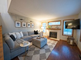 7852 Autumn Ridge Ave, Chanhassen, MN 55317