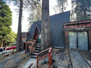 842 Strawberry Peak Rd, Twin Peaks, CA 92391