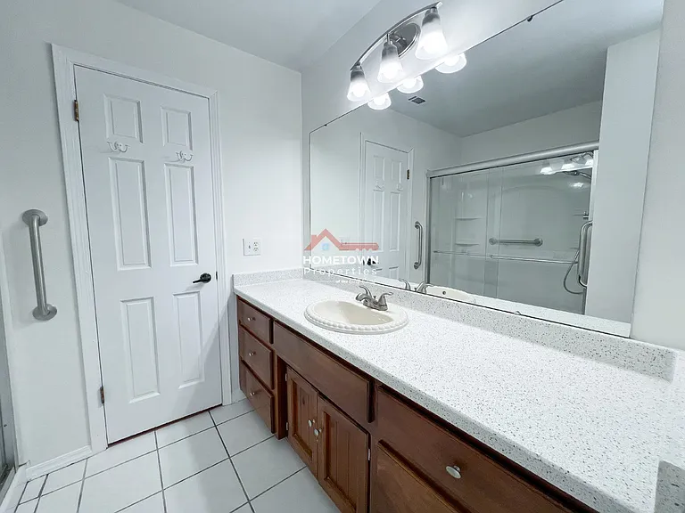 2505 Semoran Dr — Photo 33