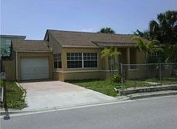 Home for Sale in Riviera Beach, Florida $159,000