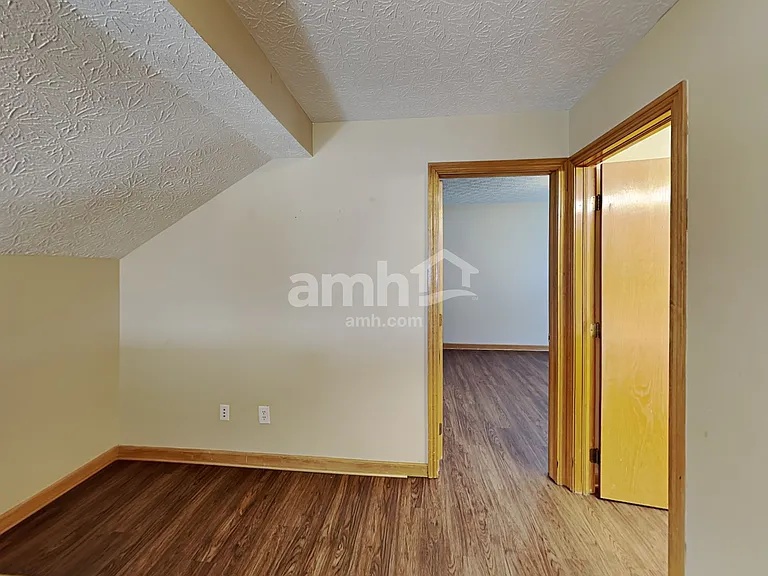 808 Gascony Dr — Photo 10