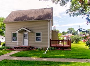 302 May St, Radcliffe, IA 50230