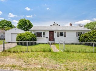 21 Field St, Pawtucket, RI 02860