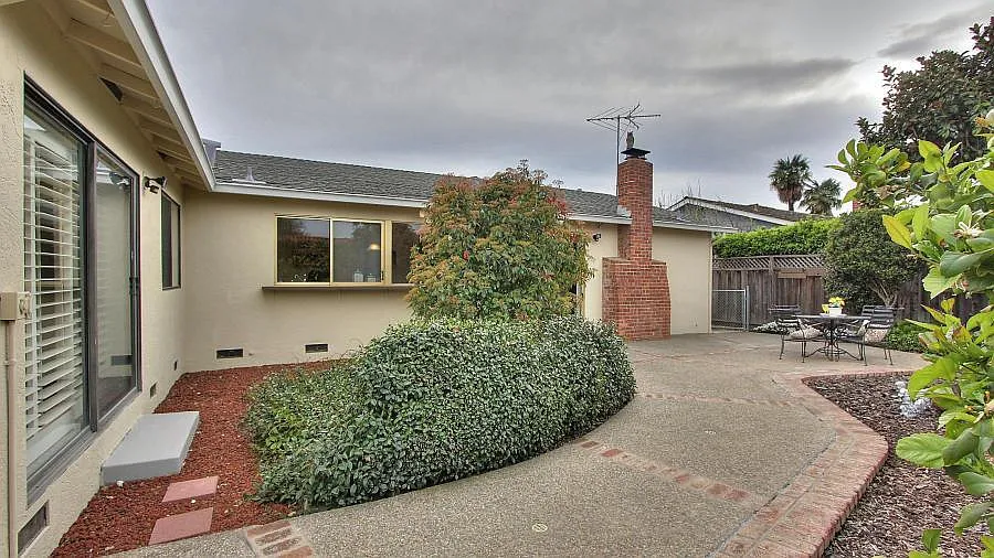 541 Tioga Ct