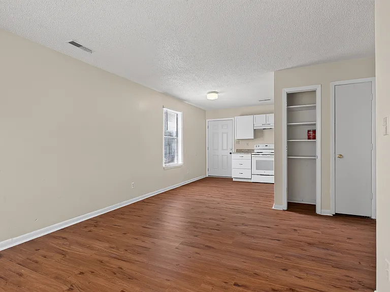 2344 Grandy Ave #B — Photo 7