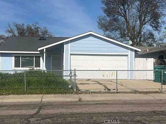 2nd image of 2505 Claridge Ln