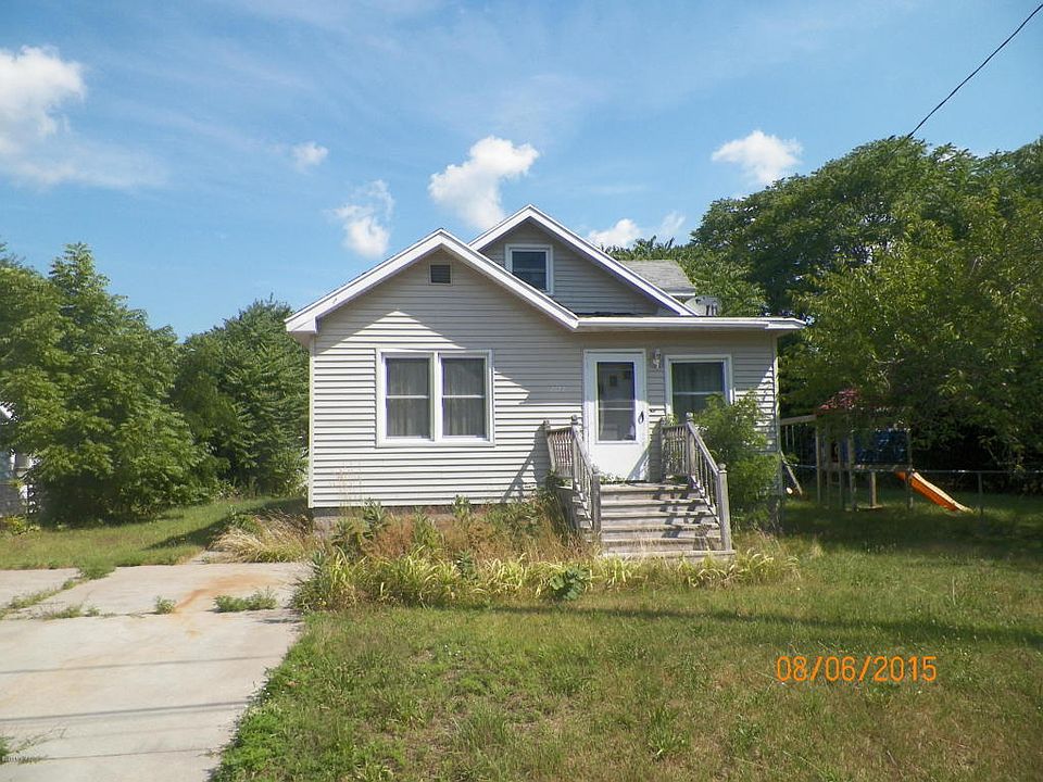 1st image of 2222 Norman Ave