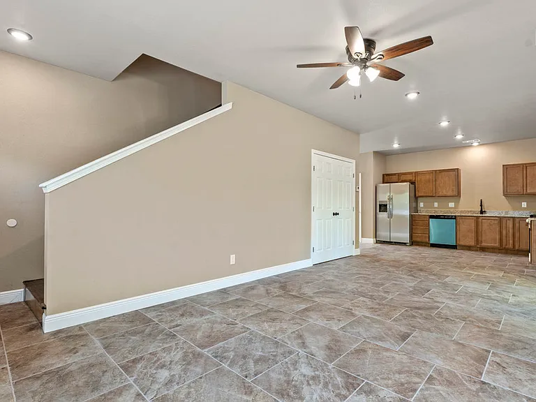 357 N Nature Ln — Photo 5