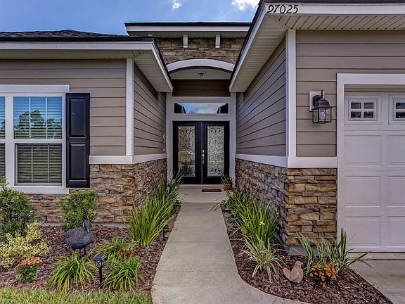 2nd image of 97025 Harbor Concourse Cir