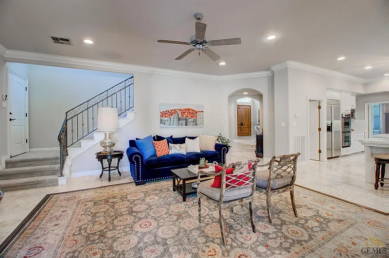 Thumbnail 13