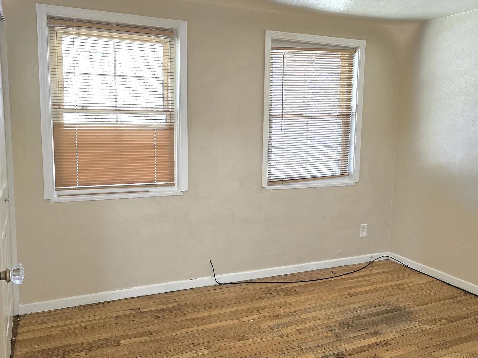 2 bed, 700 sqft, $950 — Photo 4