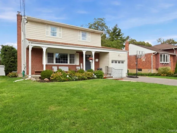 1798 Hannington Avenue, Wantagh, NY 11793